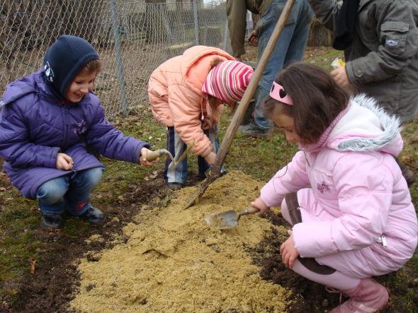 Mediathek Hessen Garten Im Kindergarten